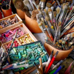brushes, chalks, colorful-2927793.jpg